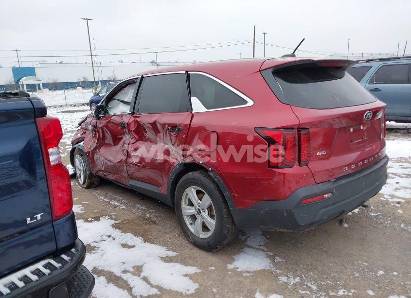 Photo 3 of 2021 Kia Sorento LX (VIN 5XYRGDLC2MG010450)