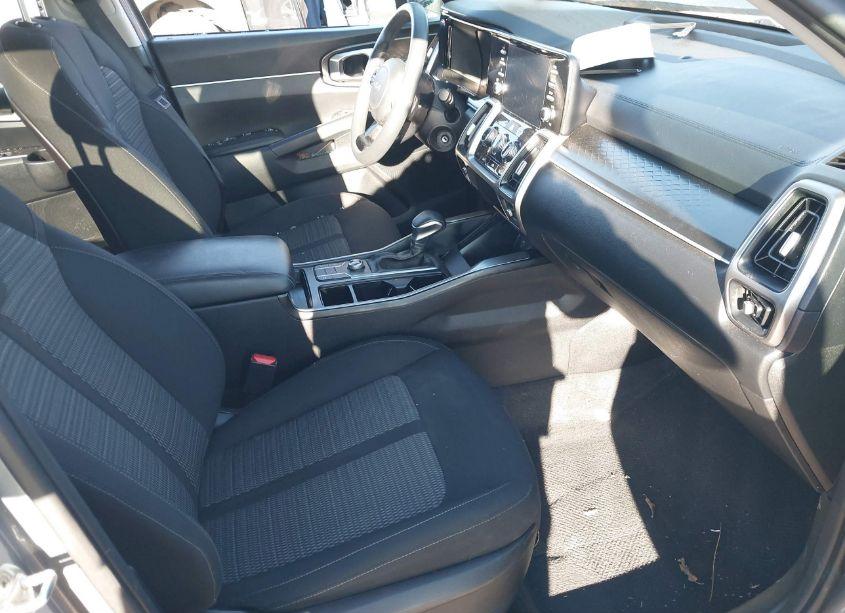 Photo 5 of 2022 Kia Sorento LX (VIN 5XYRGDLC4NG075060)