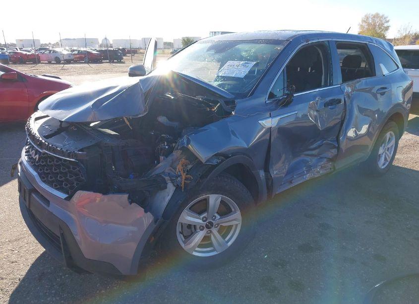 Photo 6 of 2022 Kia Sorento LX (VIN 5XYRGDLC4NG075060)
