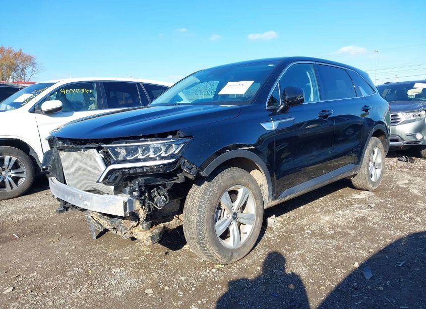 Photo 2 of 2023 Kia Sorento LX (VIN 5XYRGDLC5PG211294)