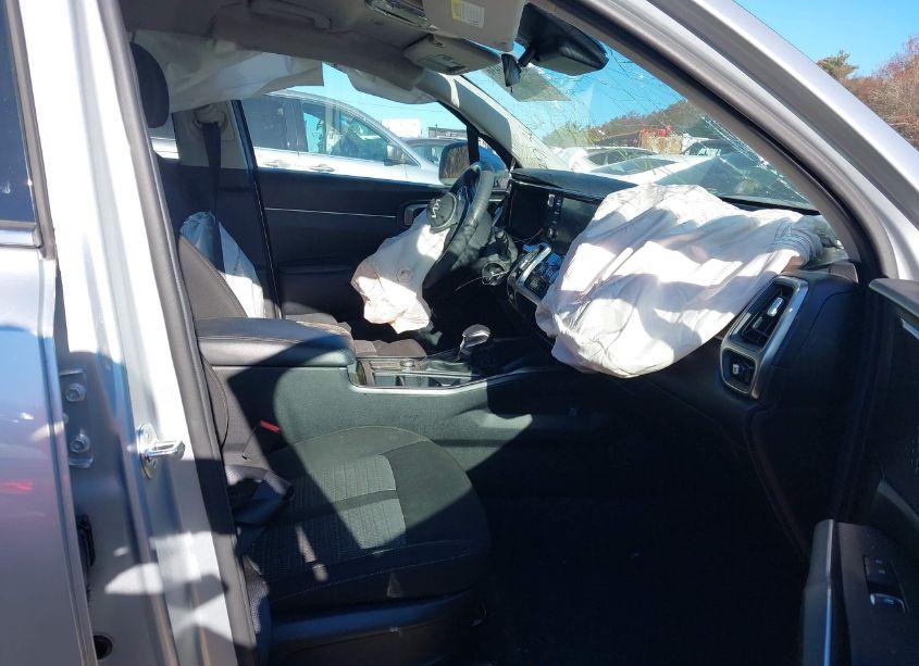 Photo 5 of 2022 Kia Sorento LX (VIN 5XYRGDLC9NG122793)