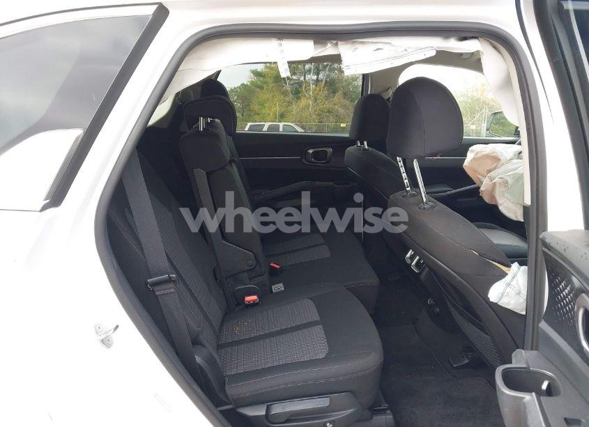 Photo 8 of 2023 Kia Sorento LX (VIN 5XYRGDLC9PG183029)