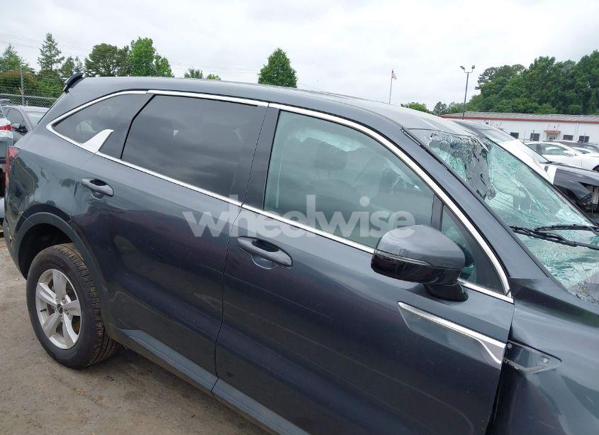 Photo 13 of 2023 Kia Sorento LX (VIN 5XYRGDLC9PG202887)