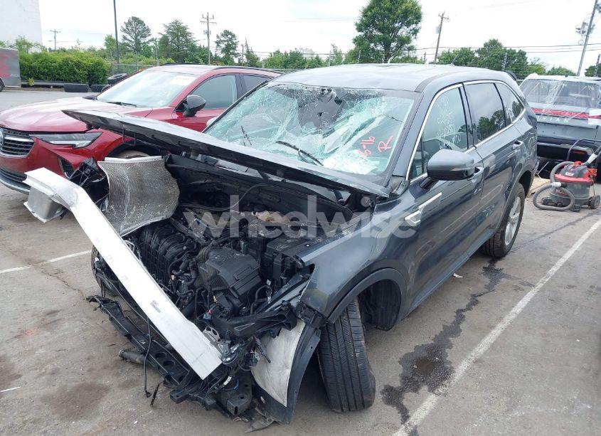 Photo 2 of 2023 Kia Sorento LX (VIN 5XYRGDLC9PG202887)