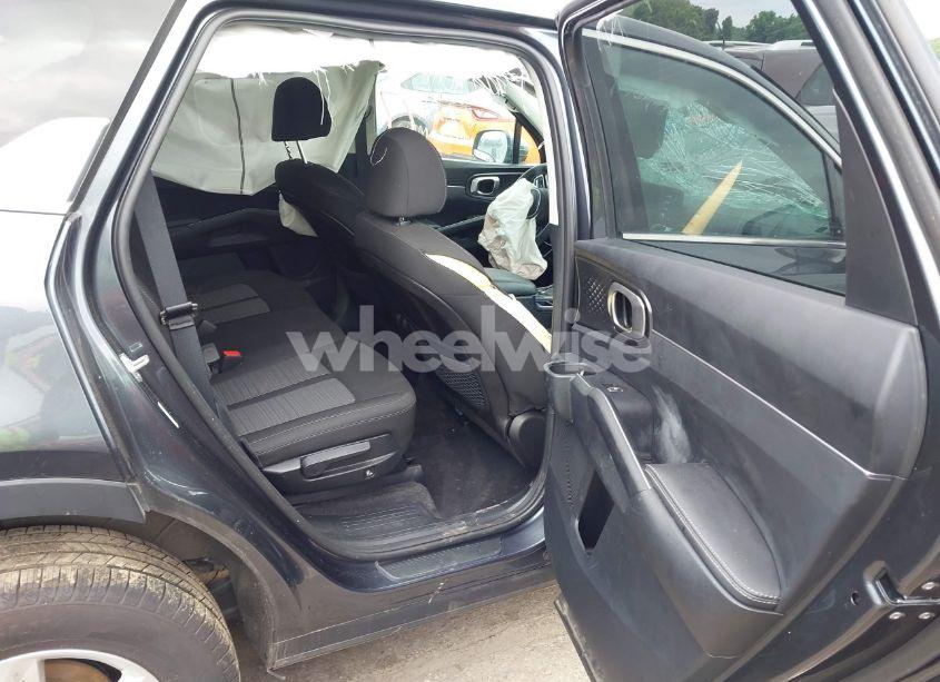 Photo 8 of 2023 Kia Sorento LX (VIN 5XYRGDLC9PG202887)