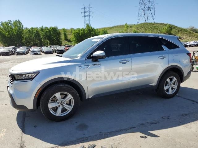 2021 KIA SORENTO LX (VIN 5XYRGDLCXMG014679) main photo