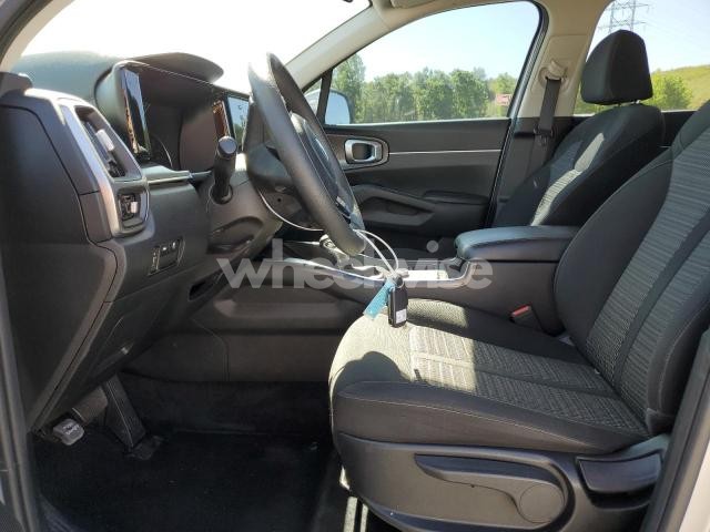 Photo 2 of 2021 KIA SORENTO LX (VIN 5XYRGDLCXMG014679)