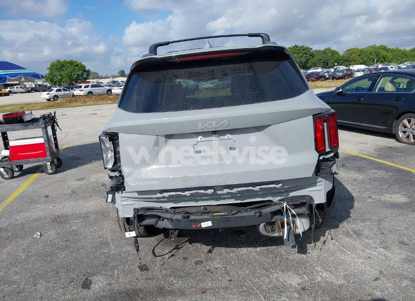 Photo 17 of 2025 Kia Sorento EX (VIN 5XYRH4JF1SG335534)