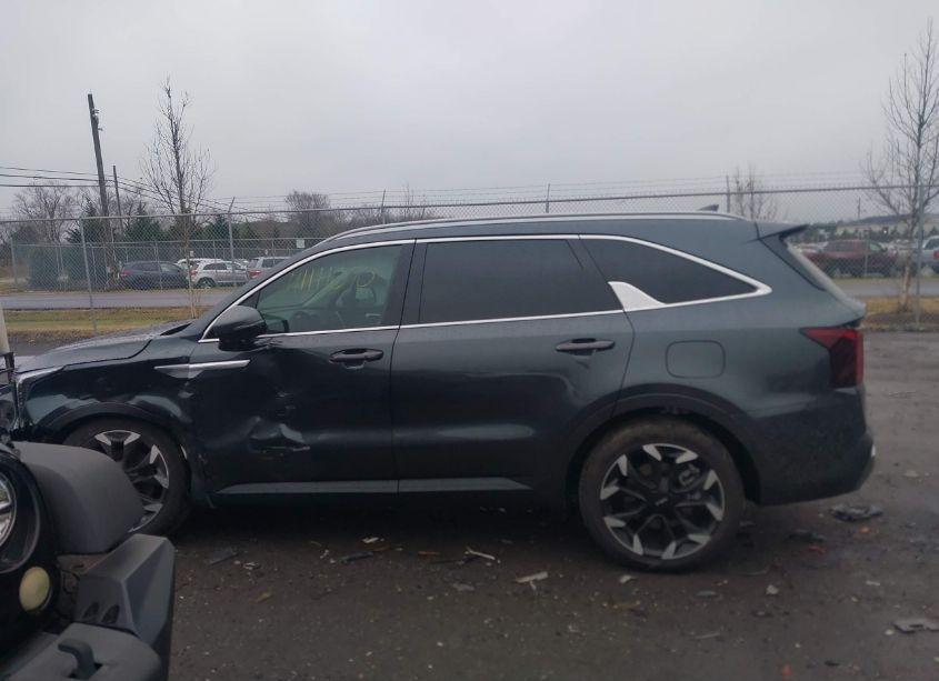 Photo 14 of 2025 Kia Sorento EX (VIN 5XYRH4JF8SG318455)