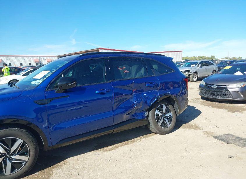 Photo 6 of 2023 Kia Sorento EX (VIN 5XYRH4LF0PG170175)