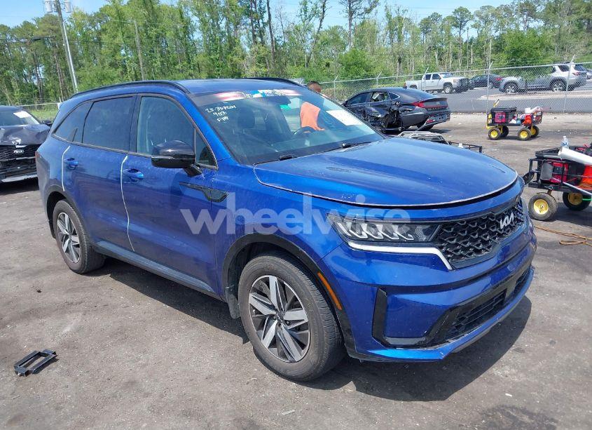 2022 Kia Sorento EX (VIN 5XYRH4LF2NG157148) main photo