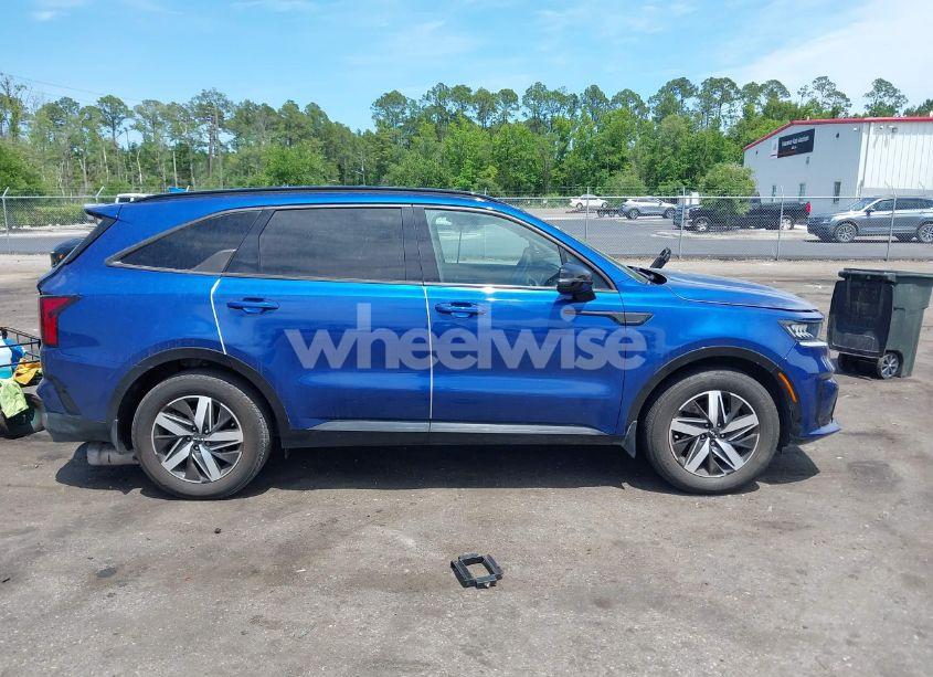 Photo 13 of 2022 Kia Sorento EX (VIN 5XYRH4LF2NG157148)