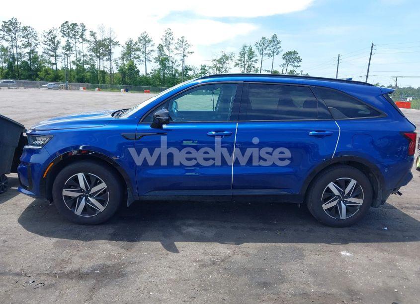 Photo 14 of 2022 Kia Sorento EX (VIN 5XYRH4LF2NG157148)