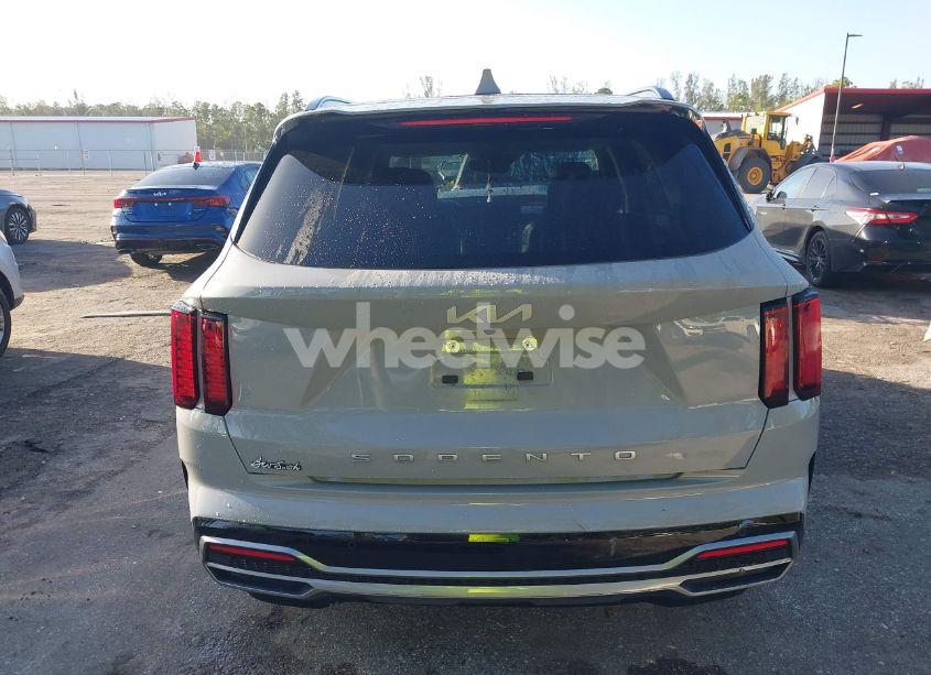 Photo 16 of 2022 Kia Sorento EX (VIN 5XYRH4LF3NG123249)