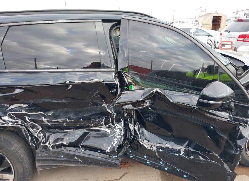 Photo 13 of 2022 Kia Sorento EX (VIN 5XYRH4LF6NG103643)