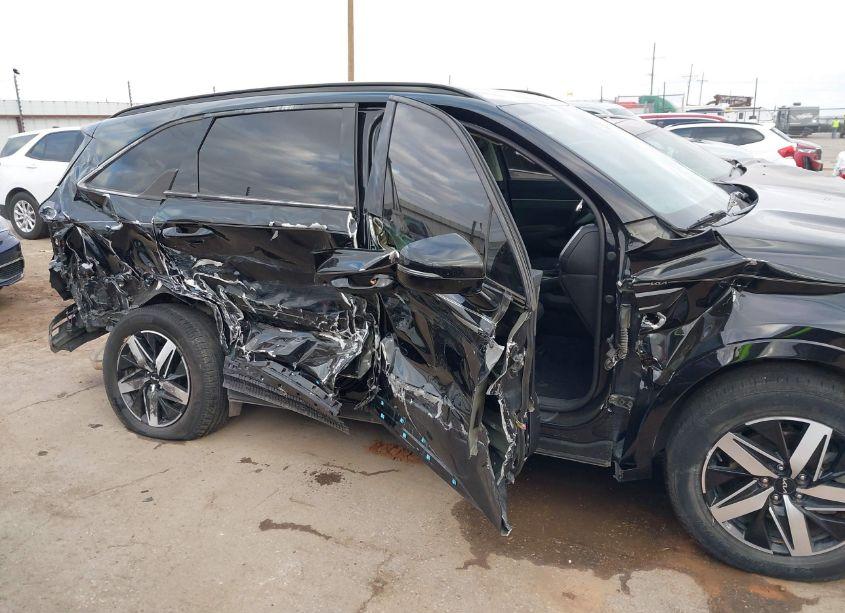 Photo 6 of 2022 Kia Sorento EX (VIN 5XYRH4LF6NG103643)