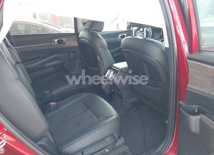 Photo 8 of 2021 Kia Sorento EX (VIN 5XYRH4LF8MG035215)