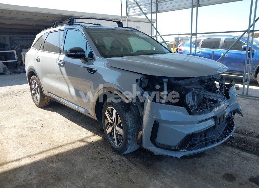 2022 Kia Sorento EX (VIN 5XYRH4LF8NG136238) main photo