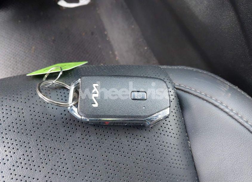 Photo 11 of 2022 Kia Sorento EX (VIN 5XYRH4LF9NG143960)