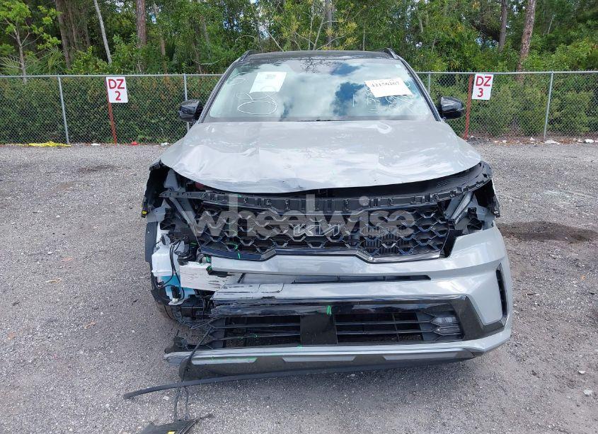 Photo 12 of 2022 Kia Sorento EX (VIN 5XYRH4LF9NG143960)