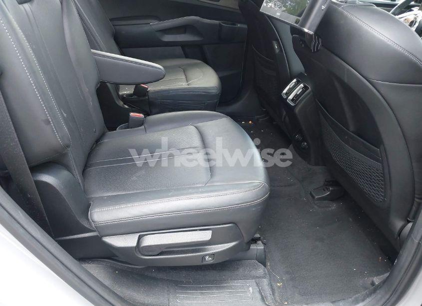 Photo 8 of 2022 Kia Sorento EX (VIN 5XYRH4LF9NG143960)