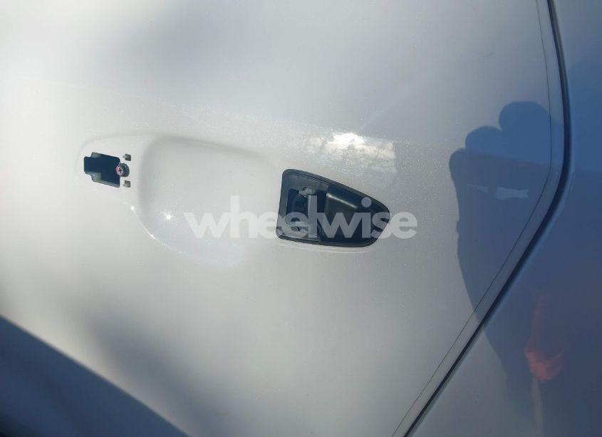 Photo 17 of 2023 Kia Sorento EX (VIN 5XYRH4LF9PG243298)