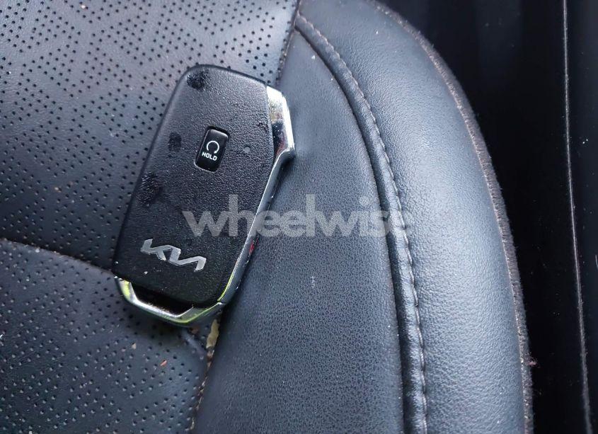 Photo 11 of 2022 Kia Sorento EX (VIN 5XYRH4LFXNG121238)