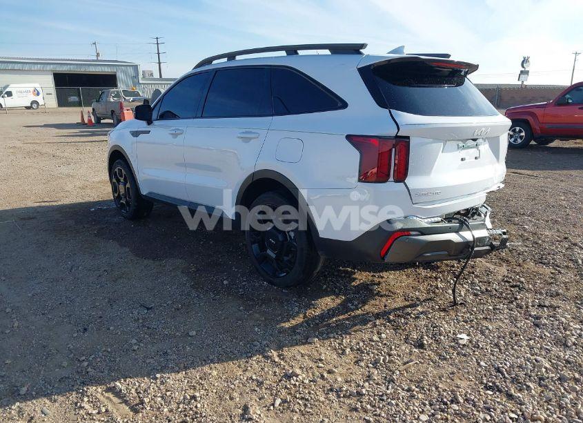 Photo 3 of 2024 Kia Sorento X-LINE EX (VIN 5XYRHDJF2RG255010)