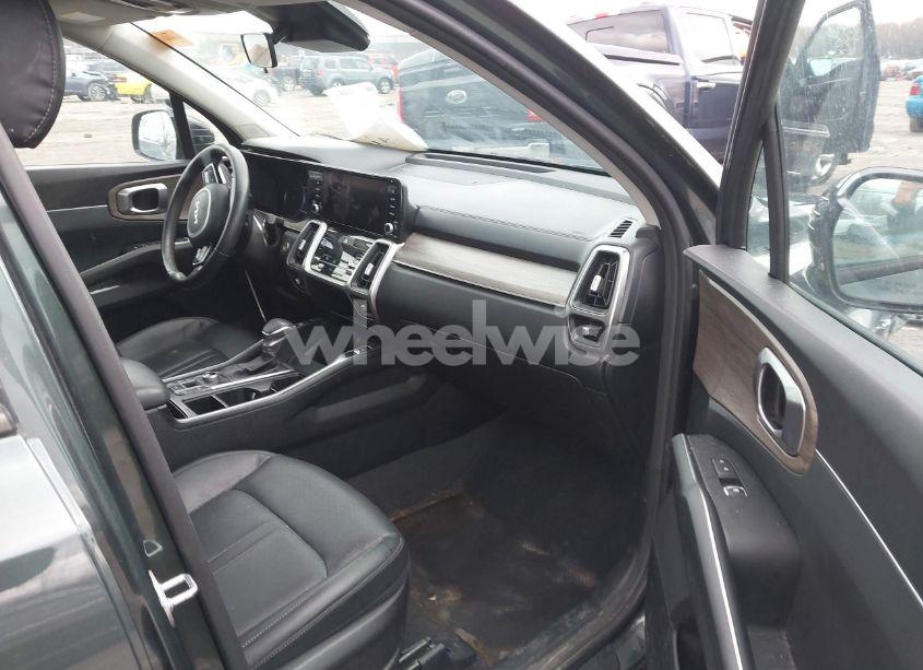 Photo 5 of 2022 Kia Sorento X-LINE EX (VIN 5XYRHDLF0NG087908)