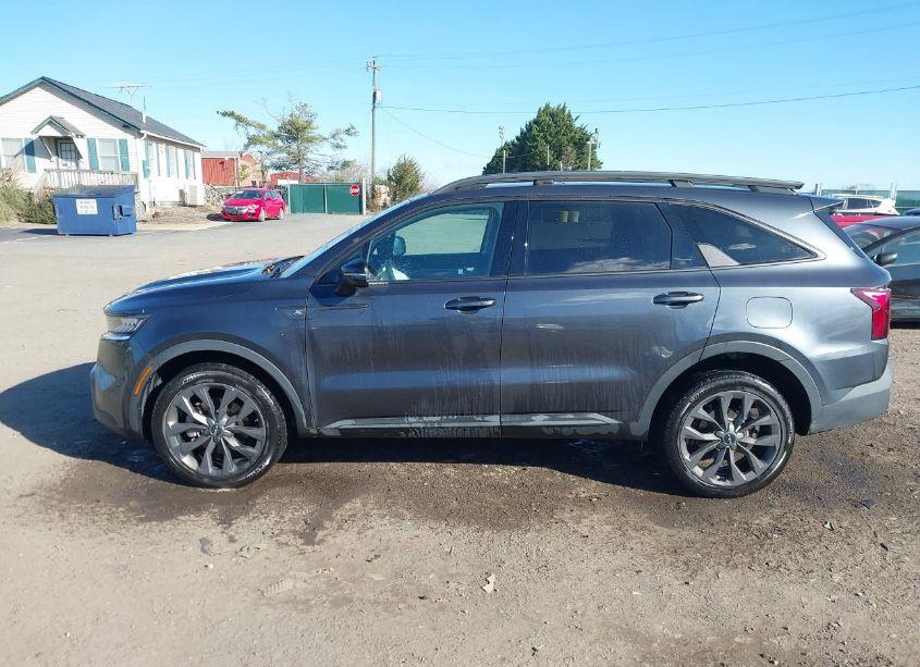 Photo 14 of 2023 Kia Sorento X-LINE EX (VIN 5XYRHDLF1PG200042)