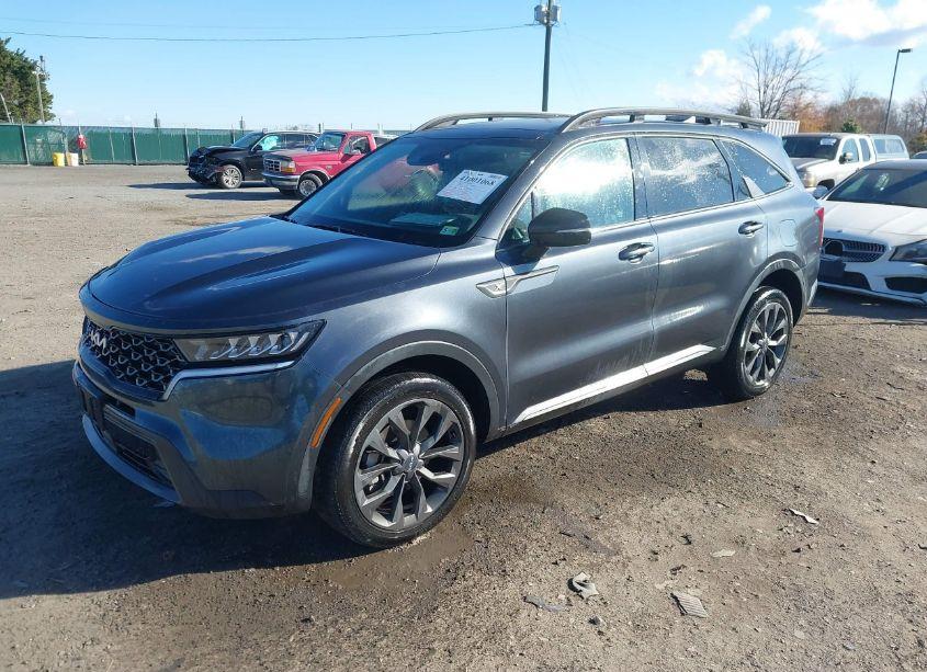 Photo 2 of 2023 Kia Sorento X-LINE EX (VIN 5XYRHDLF1PG200042)