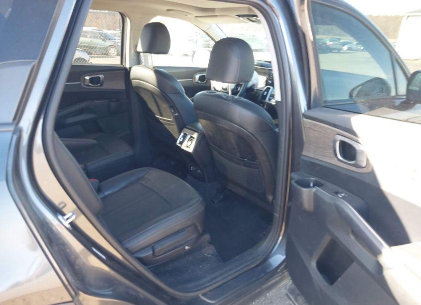 Photo 8 of 2023 Kia Sorento X-LINE EX (VIN 5XYRHDLF1PG200042)