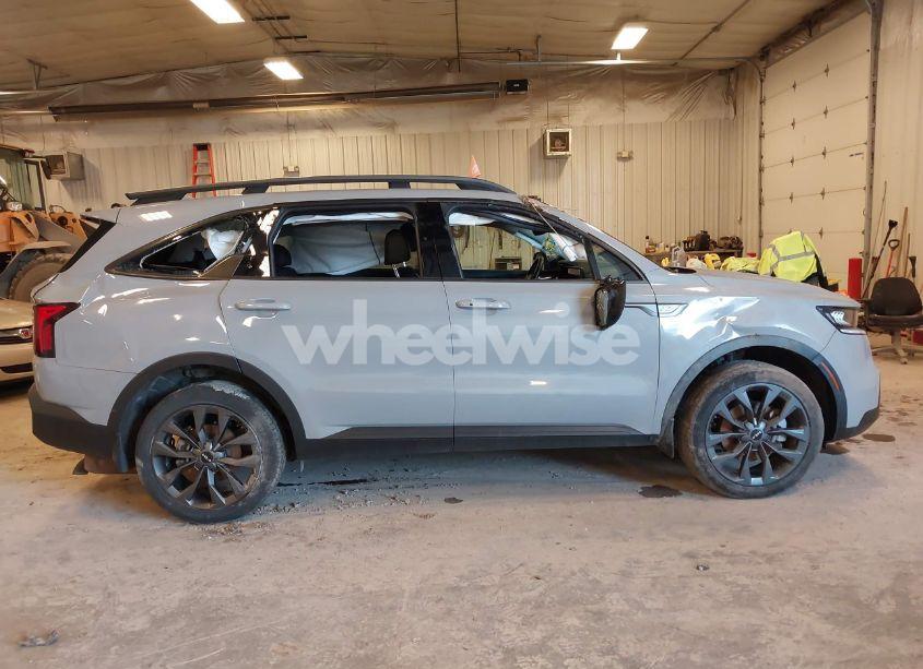 Photo 13 of 2023 Kia Sorento X-LINE EX (VIN 5XYRHDLF3PG190033)