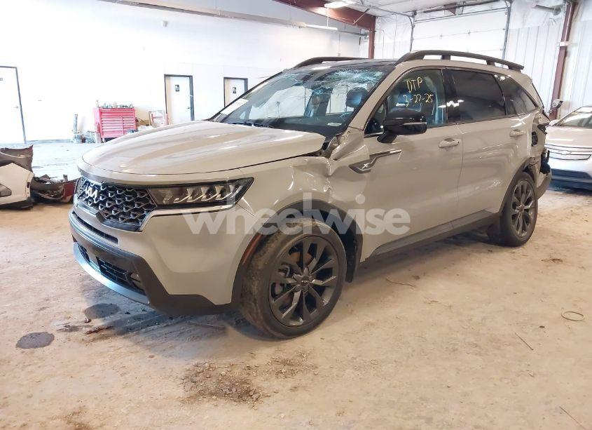 Photo 2 of 2023 Kia Sorento X-LINE EX (VIN 5XYRHDLF3PG190033)