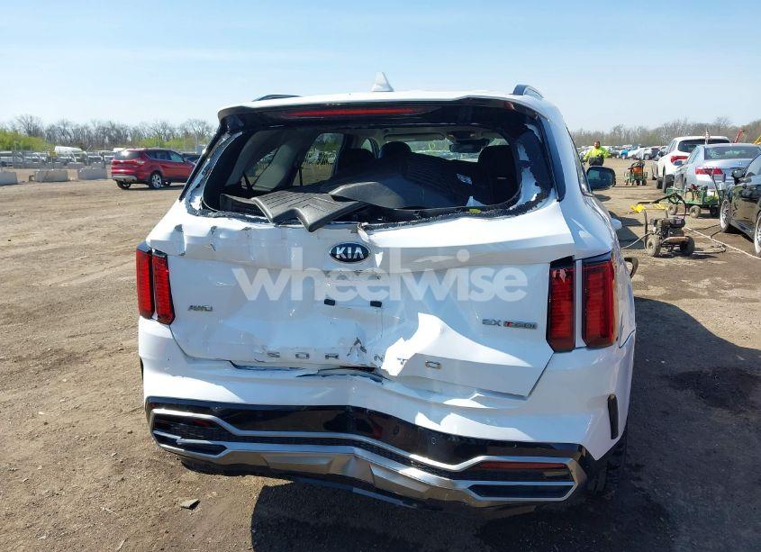 Photo 6 of 2021 Kia Sorento EX (VIN 5XYRHDLF7MG059909)