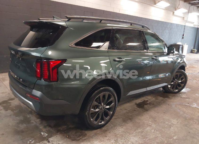 Photo 4 of 2022 Kia Sorento X-LINE EX (VIN 5XYRHDLFXNG078956)