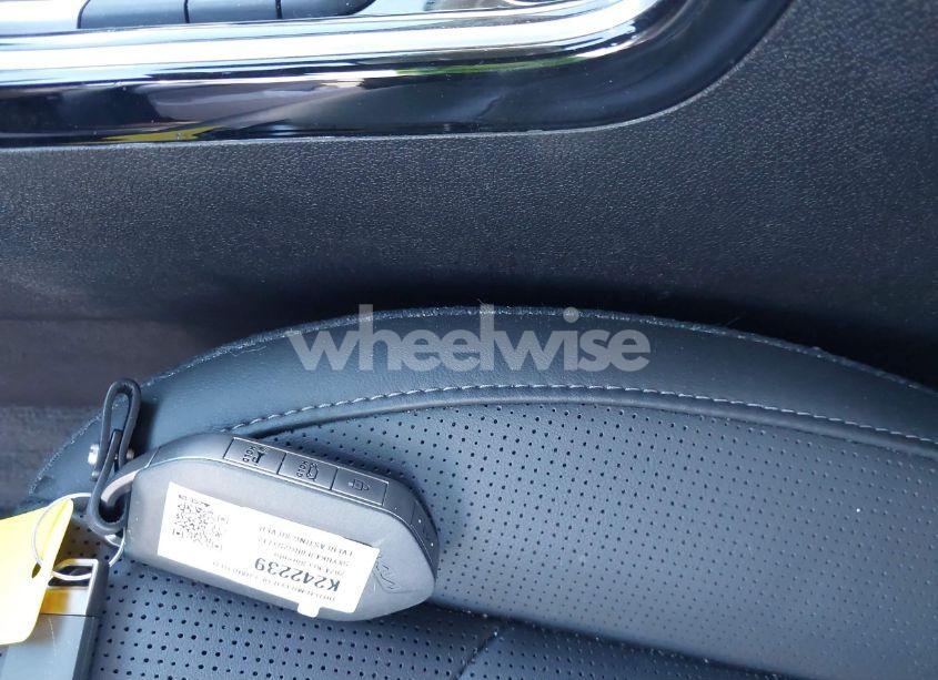 Photo 11 of 2024 Kia Sorento SX (VIN 5XYRK4JF0RG253712)