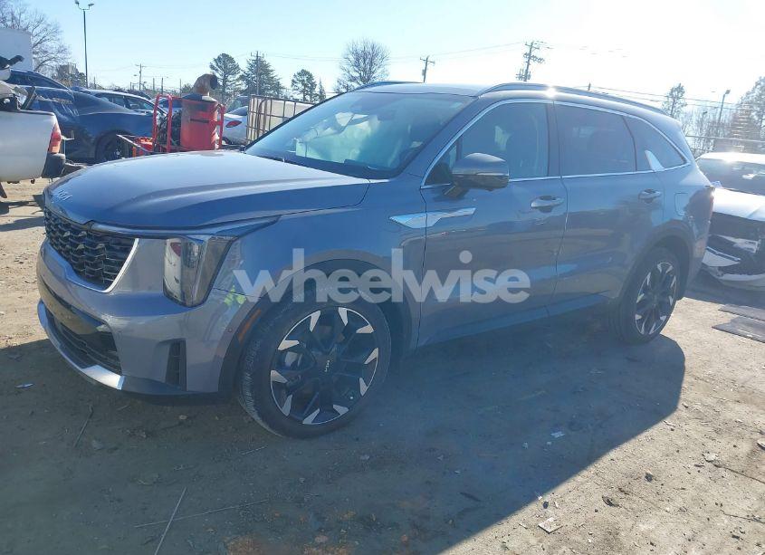 Photo 2 of 2024 Kia Sorento SX (VIN 5XYRK4JF0RG253712)