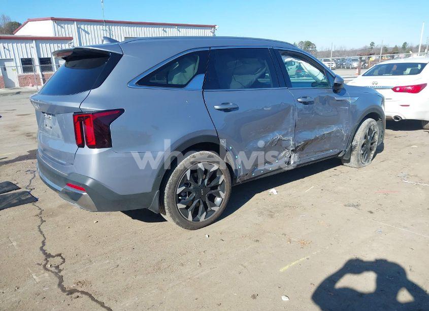 Photo 4 of 2024 Kia Sorento SX (VIN 5XYRK4JF0RG253712)