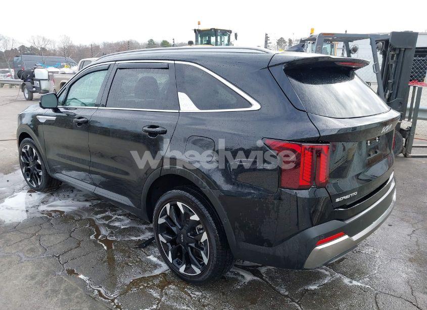 Photo 3 of 2024 Kia Sorento SX (VIN 5XYRK4JF1RG274536)