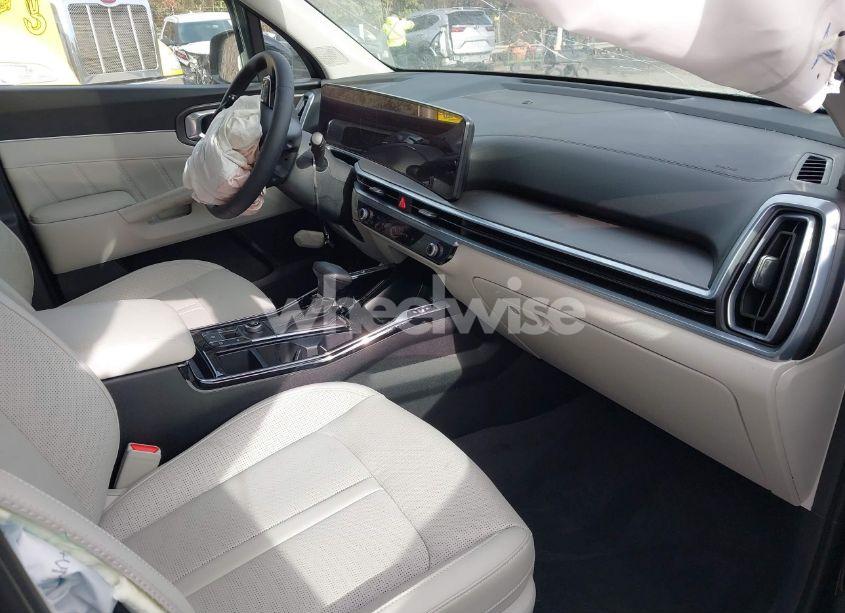 Photo 5 of 2024 Kia Sorento SX (VIN 5XYRK4JF1RG274536)