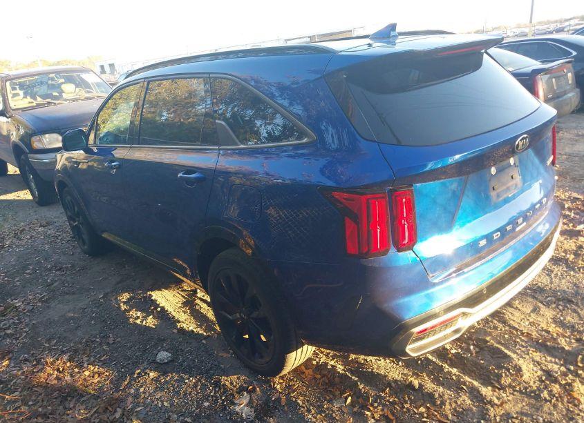 Photo 3 of 2021 Kia Sorento SX (VIN 5XYRK4LF2MG030996)