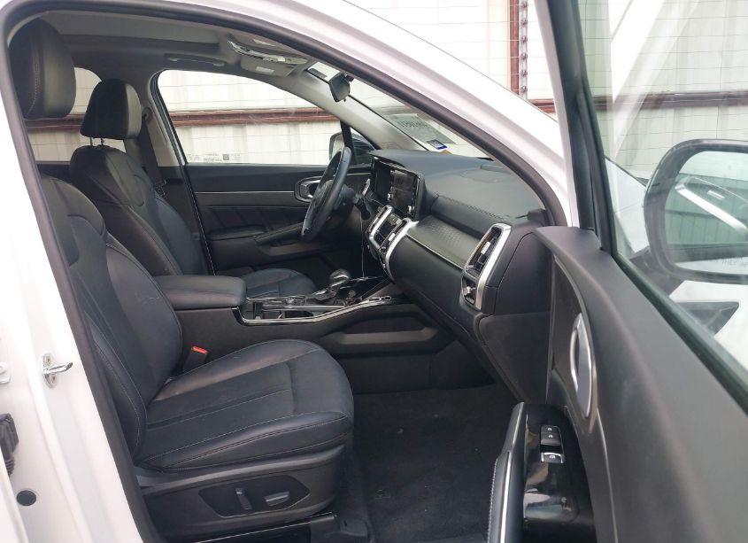 Photo 5 of 2022 Kia Sorento SX (VIN 5XYRK4LF2NG111417)