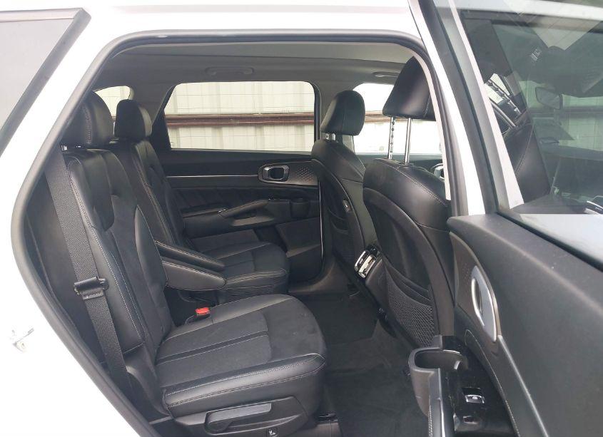 Photo 8 of 2022 Kia Sorento SX (VIN 5XYRK4LF2NG111417)