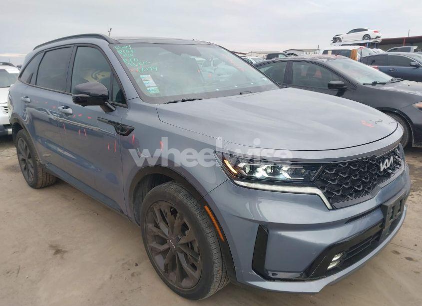 2022 Kia Sorento SX PRESTIGE (VIN 5XYRK4LF2NG136981) main photo