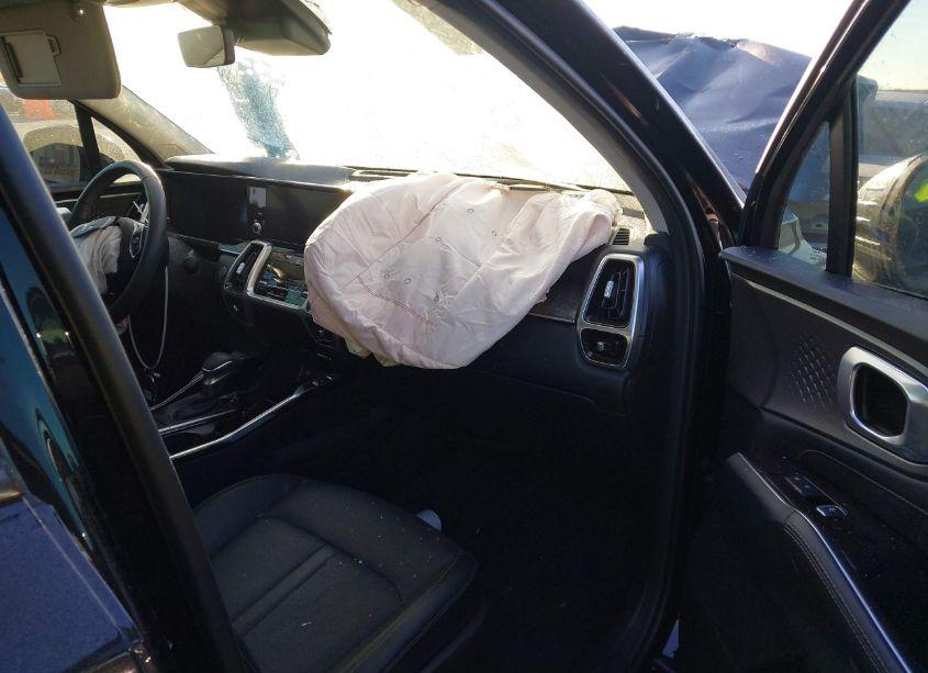 Photo 5 of 2023 Kia Sorento SX (VIN 5XYRK4LF2PG238848)