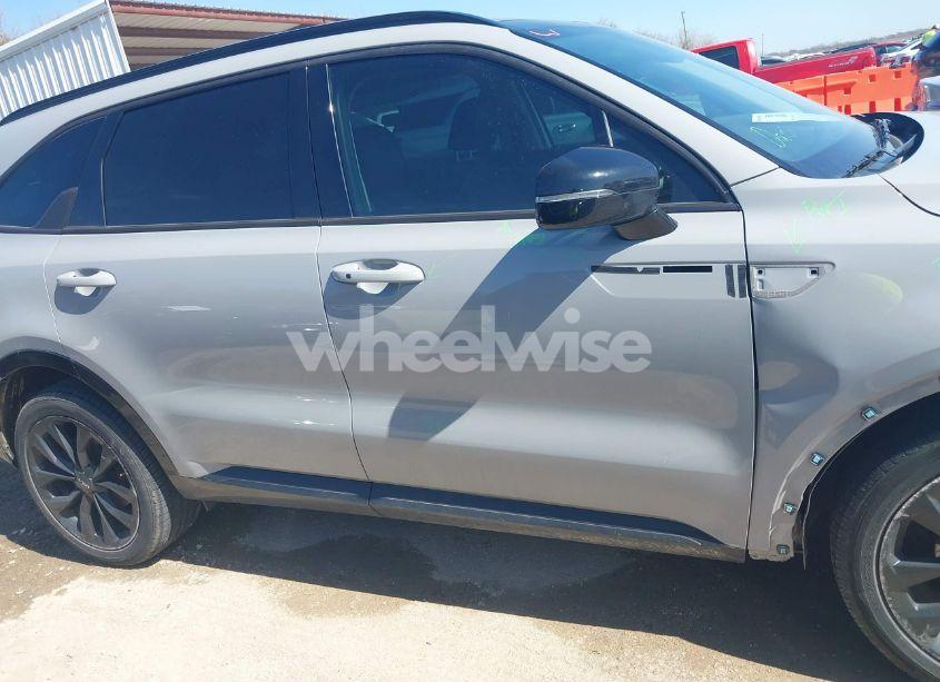 Photo 14 of 2022 Kia Sorento SX (VIN 5XYRK4LF3NG160173)