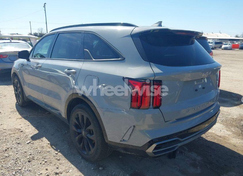 Photo 3 of 2022 Kia Sorento SX (VIN 5XYRK4LF3NG160173)