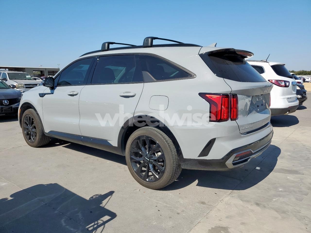 Photo 2 of 2023 KIA SORENTO SX (VIN 5XYRK4LF4PG230332)