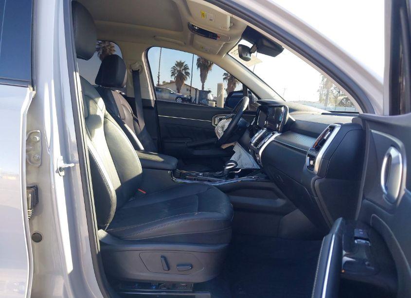 Photo 5 of 2023 Kia Sorento SX (VIN 5XYRK4LF6PG165340)